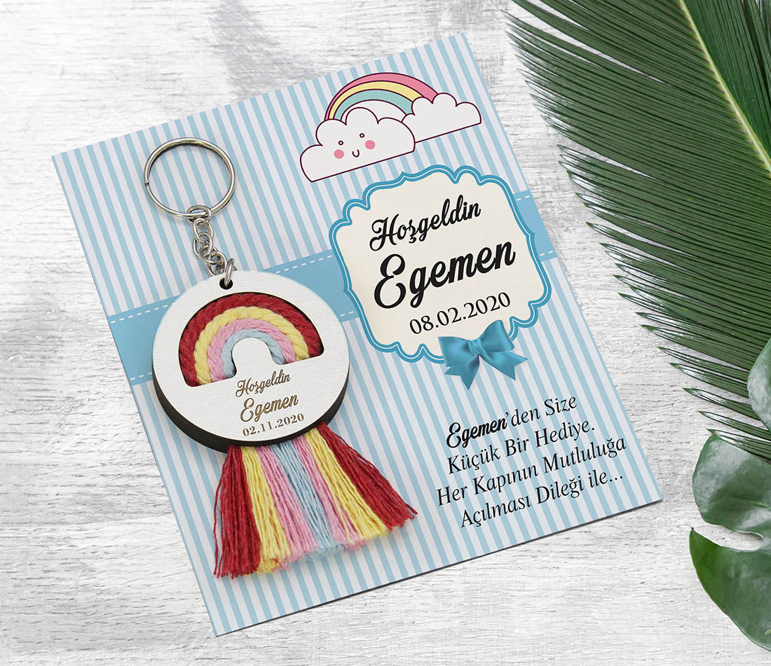 Makrome Gökkuşağı Oval Anahtarlık - Erkek Bebek Şekeri