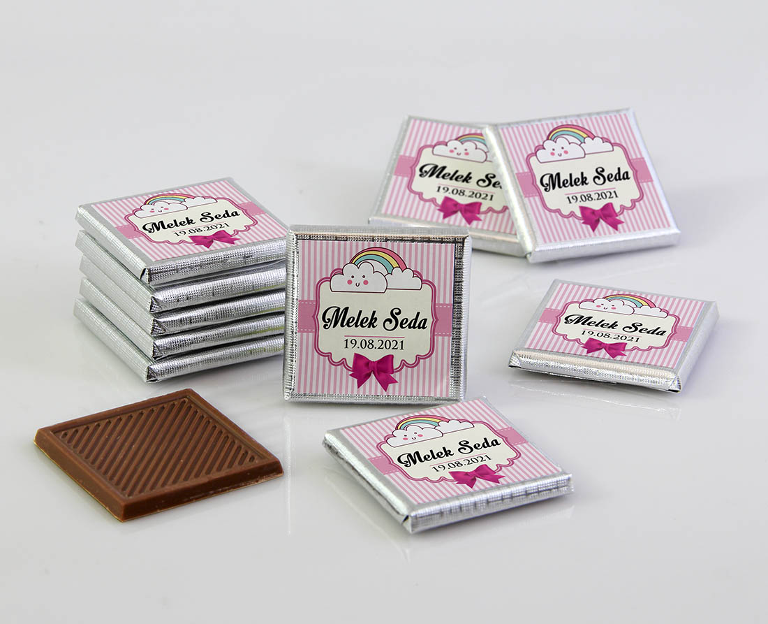 Ahşap Kutulu Kız Bebek Çikolatası - Bulut Ay
