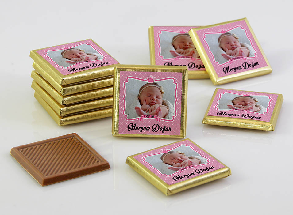 Kız Bebek Dökme Çikolata  - Fotoğraflı