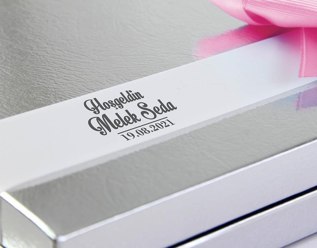 Kız Bebek Çikolatası - Kutulu - Bulut