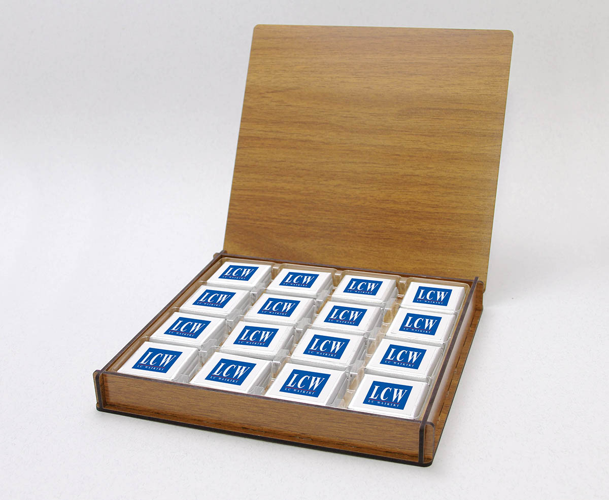 Kurumsal, Ahşap Kutulu Madlen Çikolata - 32’li - Logo veya Fotoğraf