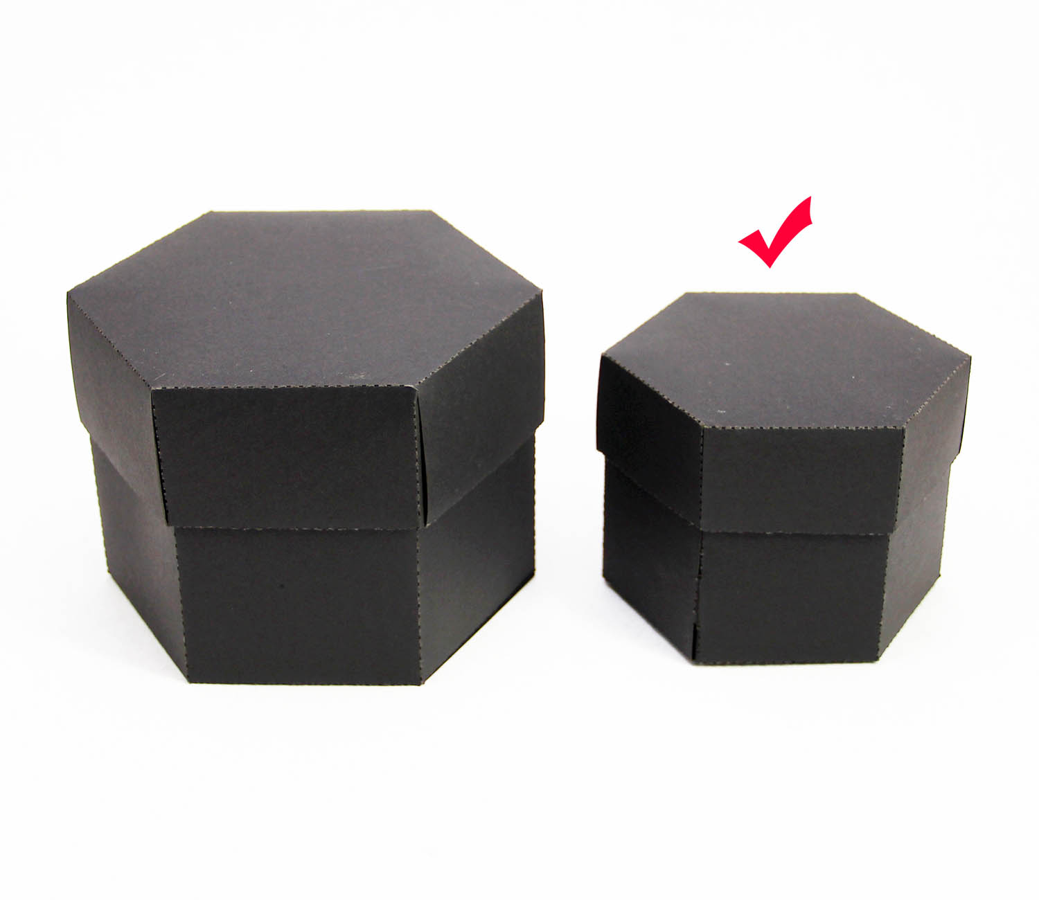 10 x 9 x 7 cm Altıgen Kapaklı Siyah Karton Kutu