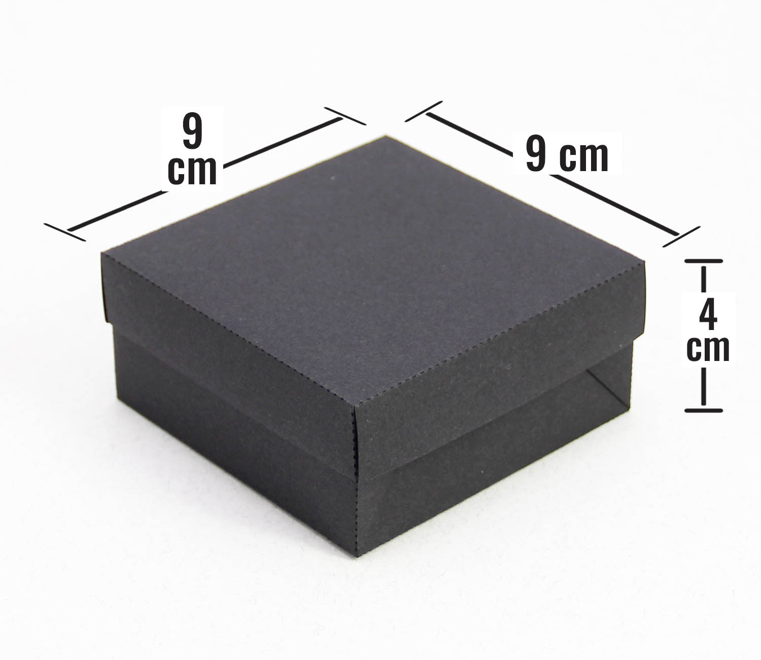 9 x 9 x 4 cm Kapaklı Siyah Karton Kutu