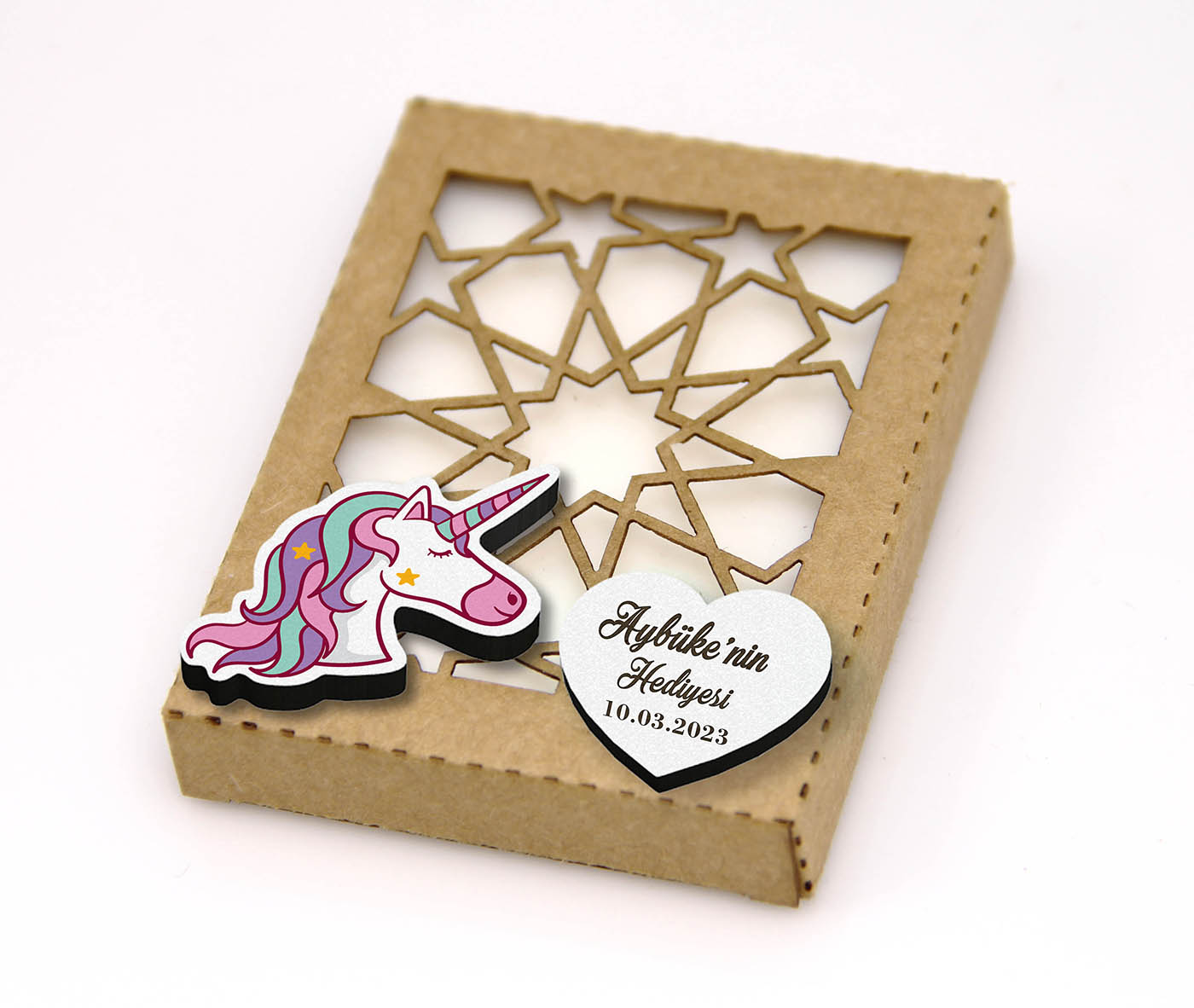 Figür Detaylı, Osmanlı Desenli Kutulu Sabun - Kız Bebek Şekeri