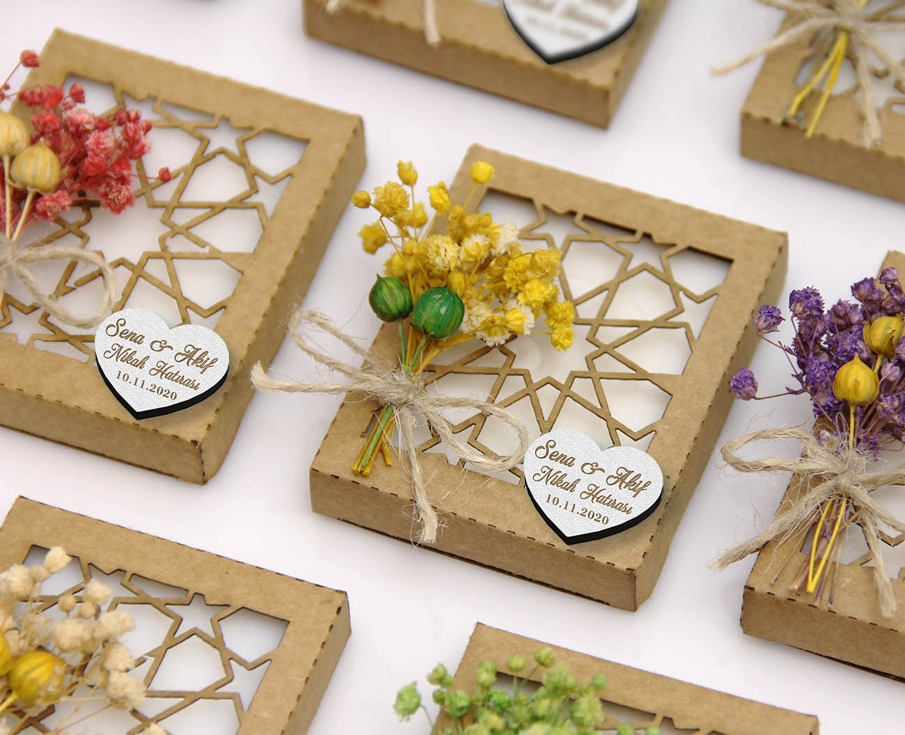 Osmanlı Desenli Kutulu Çiçek Detaylı Sabun - Nikah, Kına, Bebek Şekeri