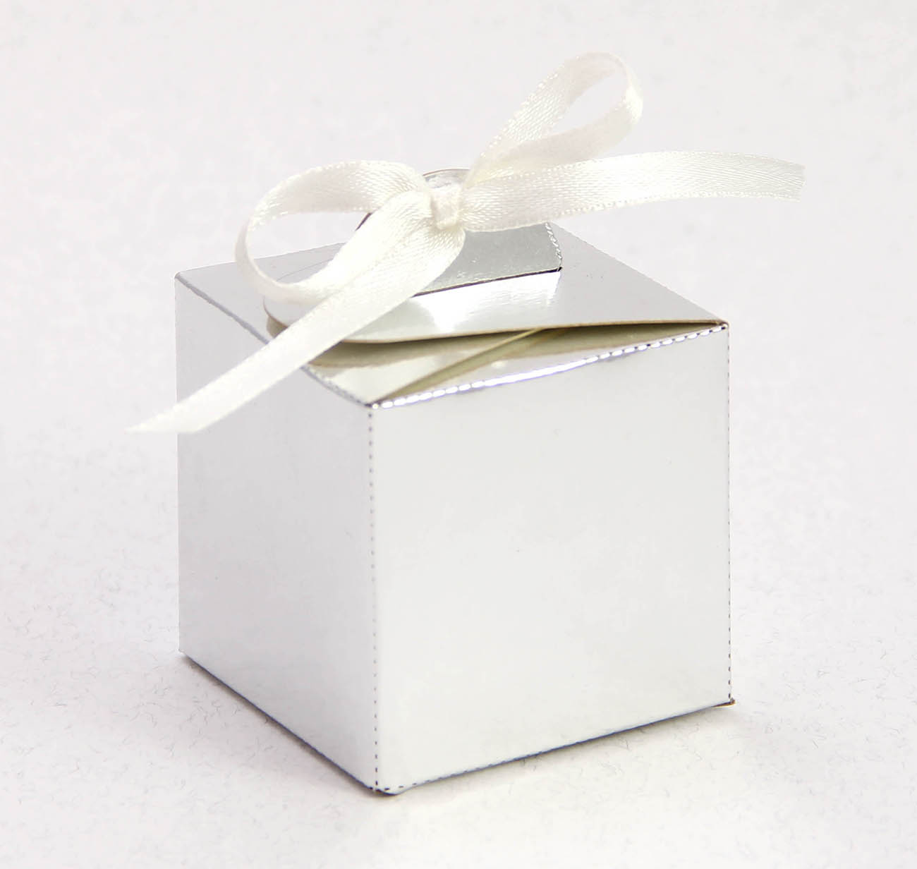 Metalize Gümüş Şeker Kutusu