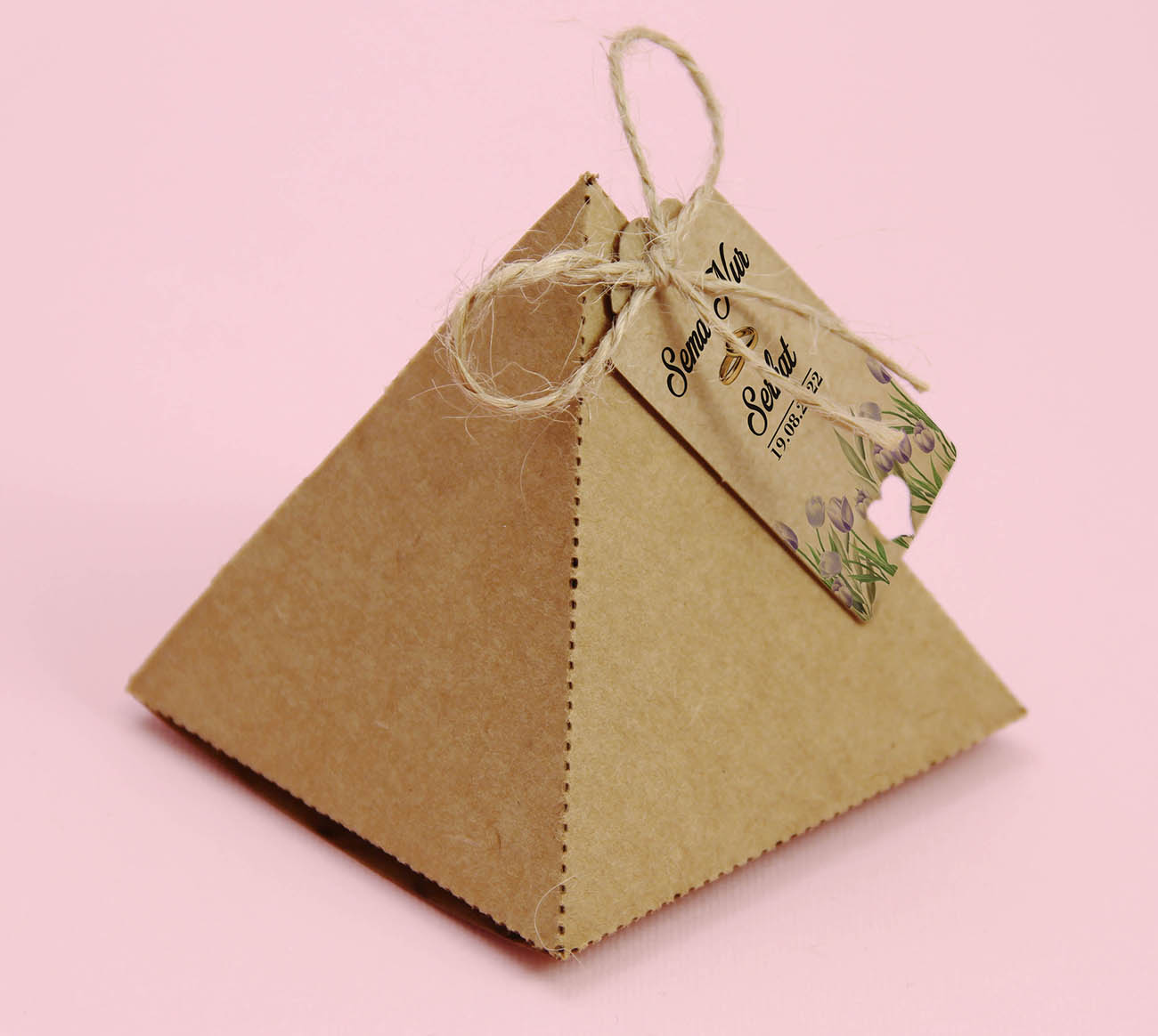 Kraft Karton Piramit Şekilli Şeker ve Lokum Kutusu