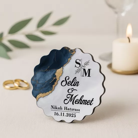 Epoksi-Mermer Ahşap Papatya Magnet Lacivert – İsim/Tarih UV Baskılı Nikah Hediyeliği | Tasarım Şeker