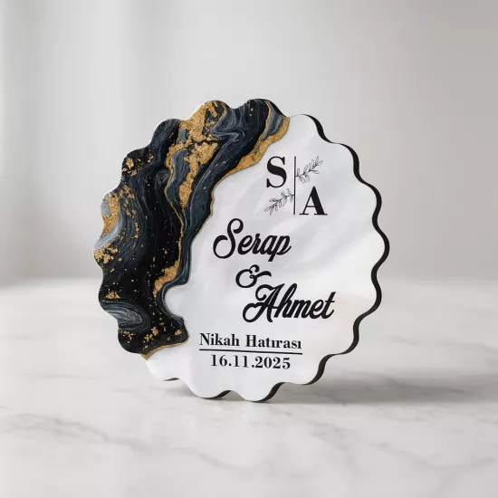 Epoksi-Mermer Görünümlü Ahşap Papatya Magnet – İsim/Tarih UV Baskılı | Tasarım Şeker