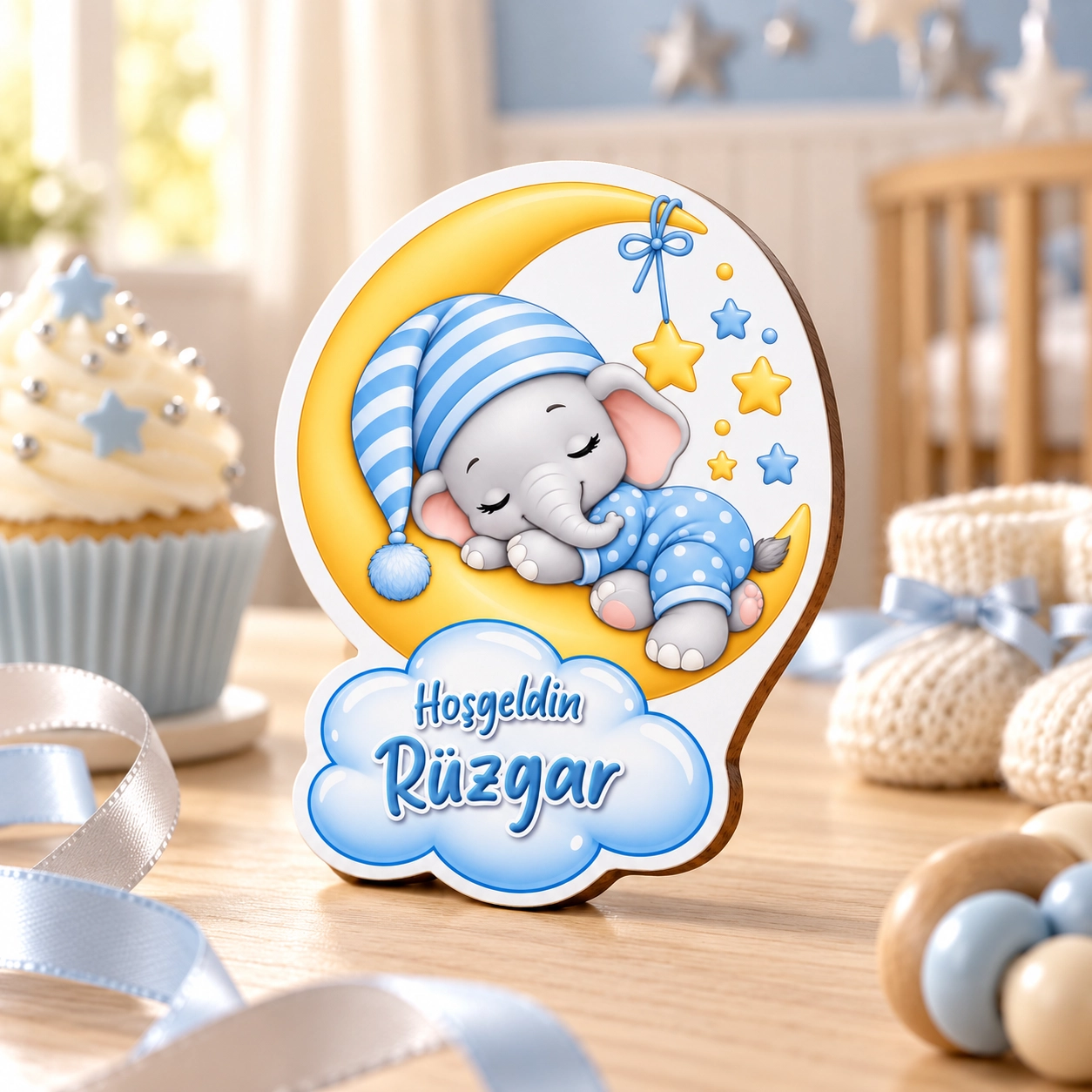 Kişiye Özel Ay ve Fil Temalı Ahşap Erkek Bebek Magneti